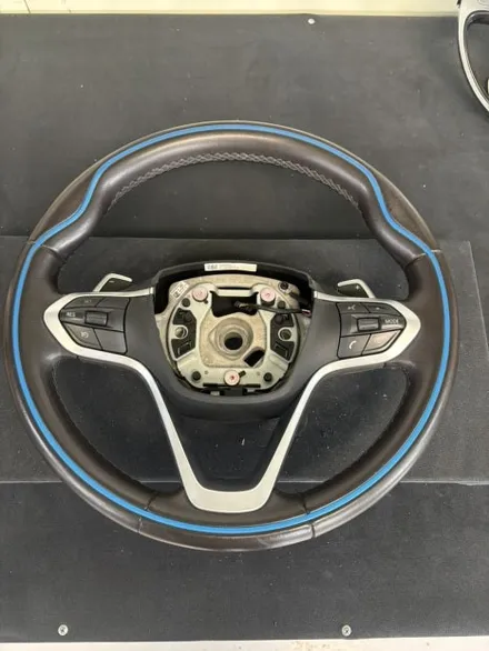 더핸들 bmw i8 핸들컬러변경 가죽교체 작업 / 남양주 별내면