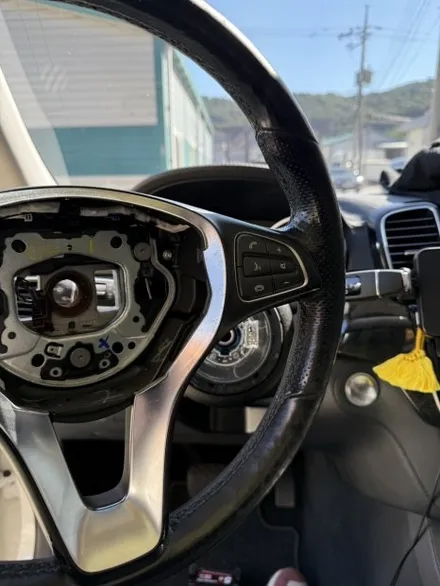 [더핸들]벤츠 GLS350d 4MATIC X166 핸들가죽교체 복원작업 / 남양주 별내면