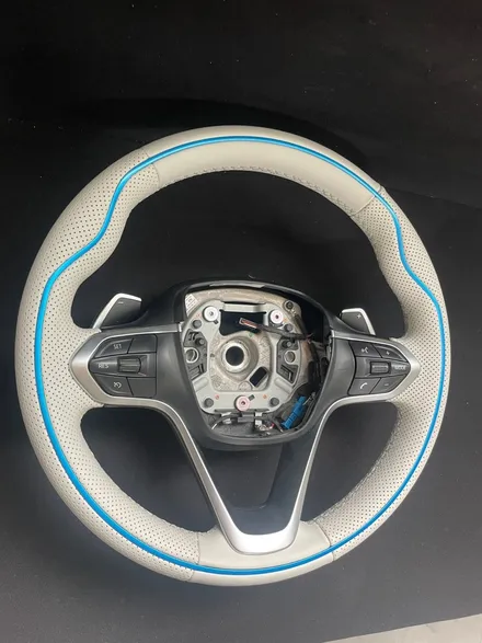 bmw i8 핸들가죽교체! 더핸들본점 / 남양주 별내면