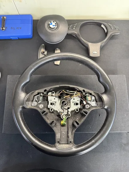 [더핸들] BMW M3 E46 핸들가죽교체 샤무드@ 작업 – 다크그레이 감성 업그레이드! / 남양주 별내면