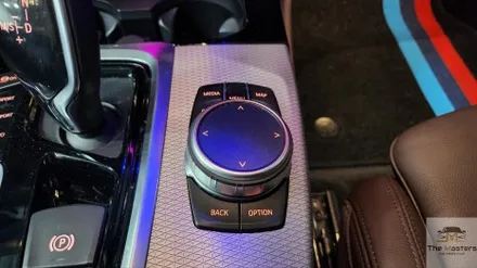 BMW X4 실내 감성 업그레이드 옵션!! 크리스탈 기어봉 시공 / 창원, 마산, 진해