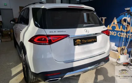 벤츠 GLE 300d 뒷좌석 탑승자를 위한 배려 안드로이드 리어 모니터 / 창원, 마산, 진해