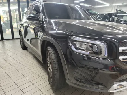 벤츠 GLB 200D 승하차 편의성을 위한 사이드스텝 설치 / 창원, 마산, 진해