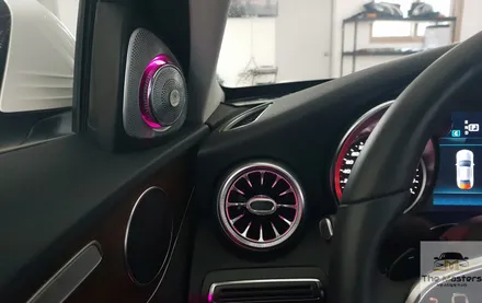 W205 벤츠 C 클래스 럭셔리한 실내를 원하신다면 송풍구 엠비언트 / 3D 전동트위터 시공!! / 창원, 마산, 진해