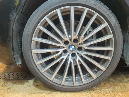 부산 서구 BMW 740Ld 다이아몬드 커팅 휠 복원 / 부산 중구 보수동