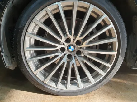 부산 서구 BMW 740Ld 다이아몬드 커팅 휠 복원 / 부산 중구 보수동