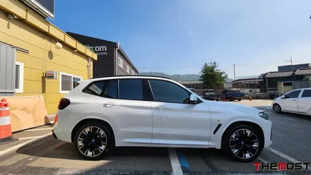 BMW IX3 레인보우V90 나노텍 울트라바디프리미엄 유리막코팅 PPF 더모스트 신차패키지 3 고양 일산 덕양구 수입차썬팅 신차패키지 전문점 / 고양, 일산, 파주, 은평