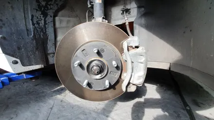 아이오닉EV 전기차  롤링심한 하체와 브레이크성능 보강하기 12.6인치 브레이크  그랜저 17인치순정휠 피렐리 피제로올시즌타이어 225/45/17  TTC우레탄완충기 / 고양, 일산, 파주, 은평