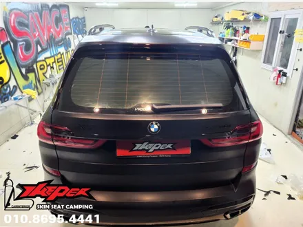 BMWX7 사틴블랙 전체랩핑 / 카스킨 / 카인테리어 / 카시트 / 카커스텀 전문 더퍼 THEPER / 중랑구, 동대문, 광진구, 성동구