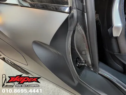 BMW I8 무광블랙 전체랩핑 / 블루 포인트랩핑 / 카스킨 / 카인테리어 / 카시트 / 카커스텀 전문 더퍼 THEPER / 중랑구, 동대문, 광진구, 성동구