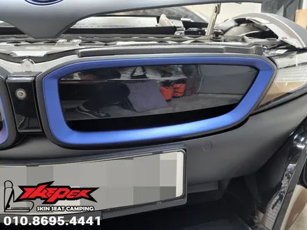 BMW I8 무광블랙 전체랩핑 / 블루 포인트랩핑 / 카스킨 / 카인테리어 / 카시트 / 카커스텀 전문 더퍼 THEPER / 중랑구, 동대문, 광진구, 성동구