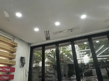 대전썬팅 재시공 열차단이 안되는 필름 제거후 로얄시리즈 썬팅으로 시공했습니다. / 대전 동구