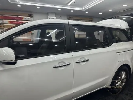 기아 카니발 썬팅 재시공 카니발 썬팅 레이블럭 재시공 / 대전 동구