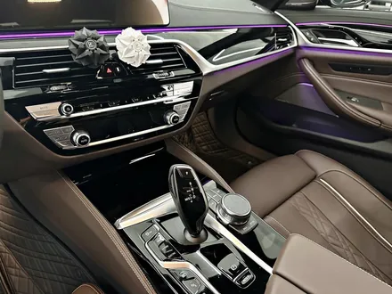 인천서구랩핑 BMW 530e 실내랩핑 및 크리스탈 3종세트 교체작업 / BMW / 5시리즈 / 청라,인천,부천