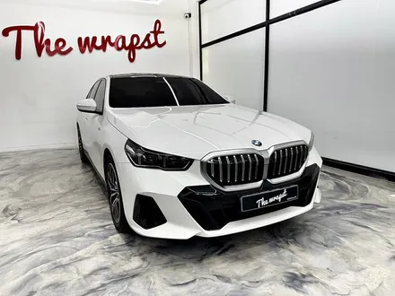 청라랩핑 BMW 5시리즈 G60 그릴랩핑 및 투톤랩핑으로 더욱 멋스러운 풀체인지5시리즈 차량으로 바꿔봤어요 / 인천 서구 청라동