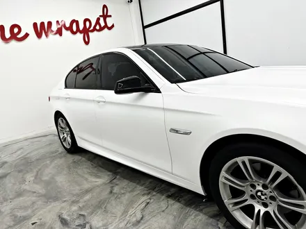 BMW 520d F10모델 사틴화이트로 새옷 입혀줬더니 신차 됐네요 / BMW / 5시리즈 (F10) / 청라,인천,부천