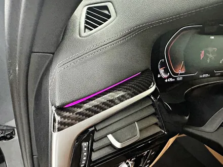 인천실내랩핑 BMW 520i 5시리즈 실내를 스포티한 카본패턴으로 완벽 탈바꿈하면 어떨까요? / 청라,인천,부천