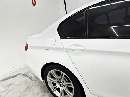 BMW 520d F10모델 사틴화이트로 새옷 입혀줬더니 신차 됐네요 / BMW / 5시리즈 (F10) / 청라,인천,부천