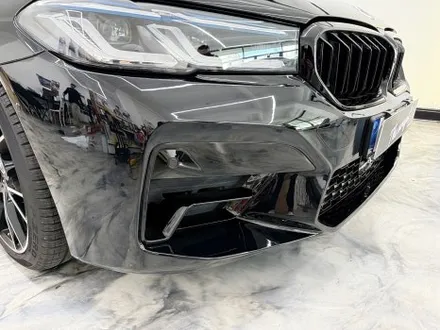 청라랩핑 BMW 5시리즈 G30 LCI 고광택 블랙 전체랩핑 시공으로 순정 블랙보다 더 높은 광도로 만들었어요 / 인천 서구 청라동