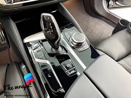 청라랩핑 BMW 5시리즈 LCI(G30) 실내카본랩핑이 이렇게 멋스럽죠(Feat. 크리스탈기어봉 교체) / 청라,인천,부천