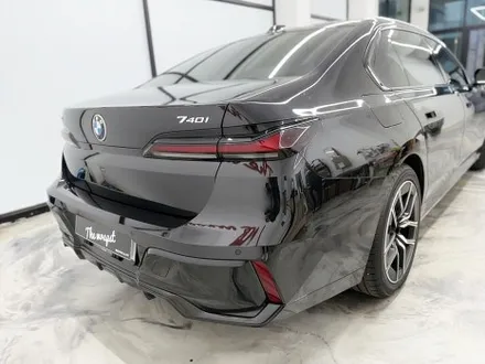 인천자동차랩핑 BMW 7시리즈 풀체인지 크롬죽이기 시공으로 완벽한 블랙팩 만들어봤습니다 / 인천 서구 청라동