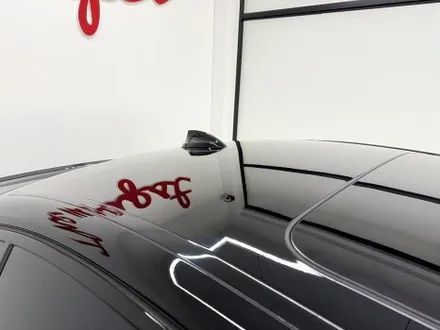 청라랩핑 BMW 5시리즈 G30 LCI 고광택 블랙 전체랩핑 시공으로 순정 블랙보다 더 높은 광도로 만들었어요 / 인천 서구 청라동
