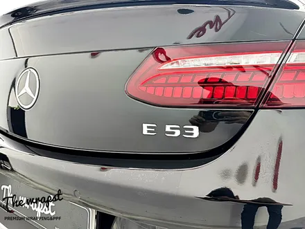 인천랩핑 벤츠 E53 AMG 쿠페 고광도 고광택 텍랩 얼티메이트 블랙으로 도장보다 뛰어난 광도로 전체랩핑 시공을 했습니다 / 청라,인천,부천