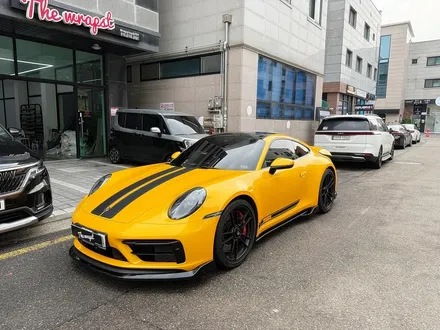 청라자동차랩핑 포르쉐 911 카레라4 GTS 고광택 옐로우 전체 랩핑 + 데칼 포인트, 도어 안쪽까지 시공한 이유 / 인천 서구 청라동