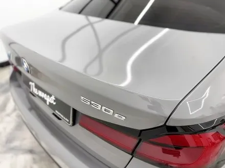 인천랩핑 BMW 5시리즈 시멘트컬러로 유명한 락그레이컬러로 전체랩핑 시공하였습니다 / 인천 서구 청라동