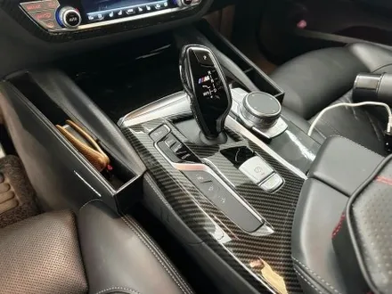 청라실내랩핑 BMW 6GT 실내카본랩핑 시공으로 하이글로시 관리부담을 없앴습니다 / 인천 서구 청라동