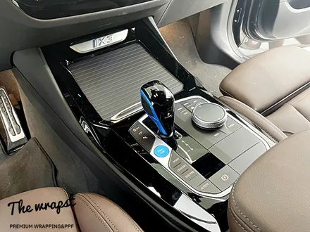 인천랩핑 BMW 전기차 iX3 실내카본으로 실내랩핑 말끔하게 진행해봤습니다 / 청라,인천,부천