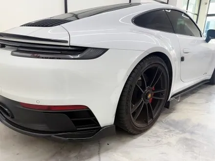 청라자동차랩핑 포르쉐 911 카레라4 GTS 고광택 옐로우 전체 랩핑 + 데칼 포인트, 도어 안쪽까지 시공한 이유 / 인천 서구 청라동