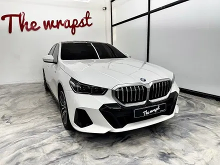 청라랩핑 BMW 5시리즈 G60 그릴랩핑 및 투톤랩핑으로 더욱 멋스러운 풀체인지5시리즈 차량으로 바꿔봤어요 / 인천 서구 청라동