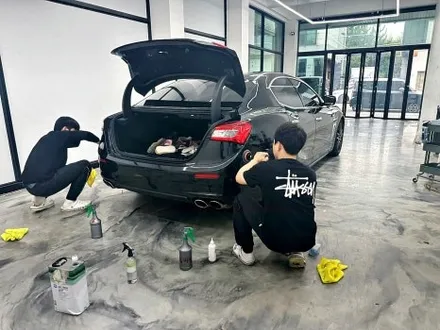 인천랩핑제거 마세라티 기블리 오래된 랩핑제거 해서 기존 순정 색상 그대로 복원 했습니다 / 인천 서구 청라동