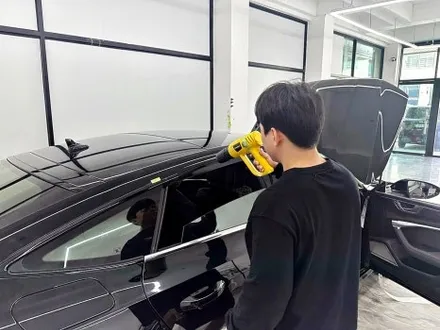 아우디크롬죽이기 A7 크롬죽이기 윈도우몰딩 블랙팩 이제는 필수가된것 같아요 / 인천 서구 청라동