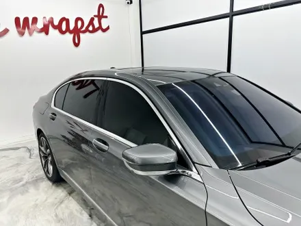 BMW크롬죽이기 7시리즈크롬죽이기 시공으로 대형세단 고급스러움을 더욱 현대적으로 바꿔봤어요/ BMW / 7시리즈 / 청라,인천,부천