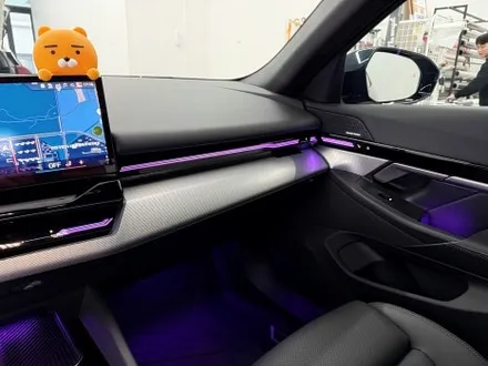 인천실내랩핑 BMW 5시리즈 풀체인지 G60 실내랩핑 시공 하나면 분위기가 달라지죠 / 인천 서구 청라동