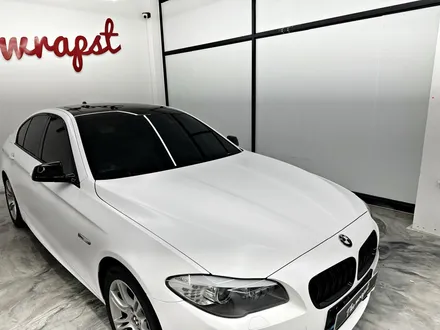 BMW 520d F10모델 사틴화이트로 새옷 입혀줬더니 신차 됐네요 / BMW / 5시리즈 (F10) / 청라,인천,부천