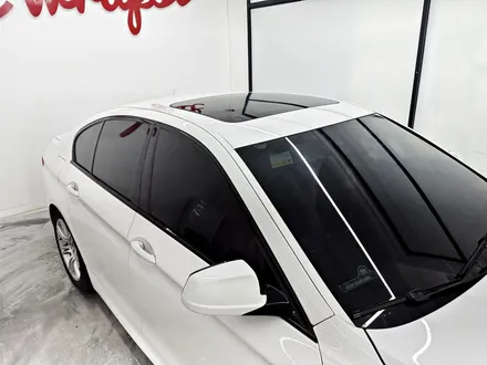 BMW 520d F10모델 사틴화이트로 새옷 입혀줬더니 신차 됐네요 / BMW / 5시리즈 (F10) / 청라,인천,부천