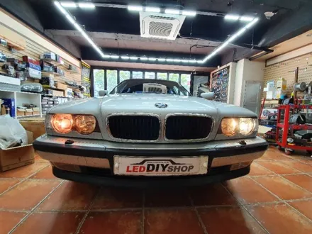 BMW E38 7시리즈 순정HID벌브 솔라룩스5500K로교체(대구HID) / 대구, 구미
