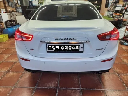 마세라티 기블리 테일램프 후미등 미등LED수리 / 대구, 구미
