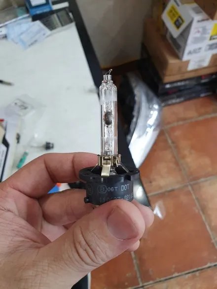 아우디A6 C6전기형HID벌브 아우디HID 아우디A6 C6전기형 D2S 5500K HID라이트벌브교체 / 대구, 구미