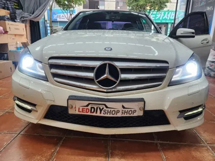 벤츠C클래스 W204 필립스 D1S6000K 얼티논HID PURE WHITE 6000K HID / 대구, 구미