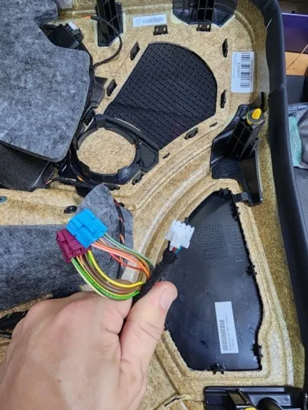 벤츠CLS250 W218 순정엠비언트 광량업그레이드 / 대구, 구미