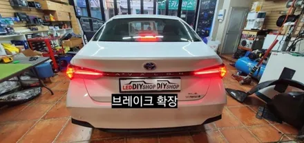 2022 도요타 아발론 하이브리드 테일램프 미등브레이크 깜빡이 확장시공 / 대구, 구미