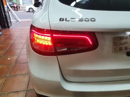 벤츠GLC300 직수입이삿짐차량 테일램프 턴시그널 옐로우 개조 / 대구, 구미