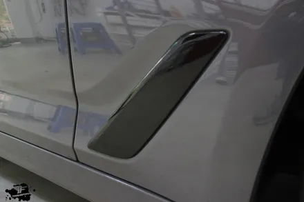 일산랩핑 bmw g30 튜닝 안개등+휀다 에이브리더 크롬 랩핑 시공 / 고양시 덕이동