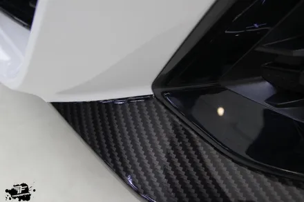 bmw g30 튜닝 그릴+안개등 하단 카본 포인트랩핑 시공 / 고양시 덕이동