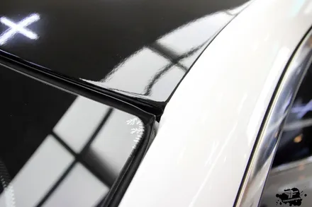 일산 랩핑 전문 트랜스폼 크라이슬러 뉴300C 루프스킨 시공 / 고양시 덕이동