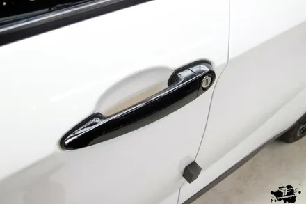 자동차 부분랩핑으로 밋밋한 내차에 포인트 살리기(bmw x1/유광 카본) / 고양시 덕이동